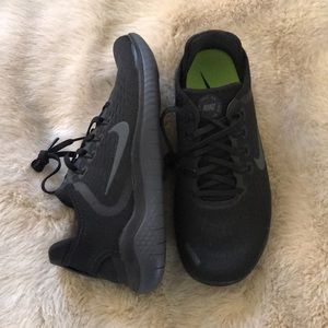 New 2018 All Black Nike Free Running Shoe